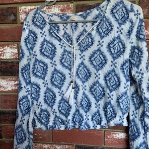 Long sleeve dangling shirt